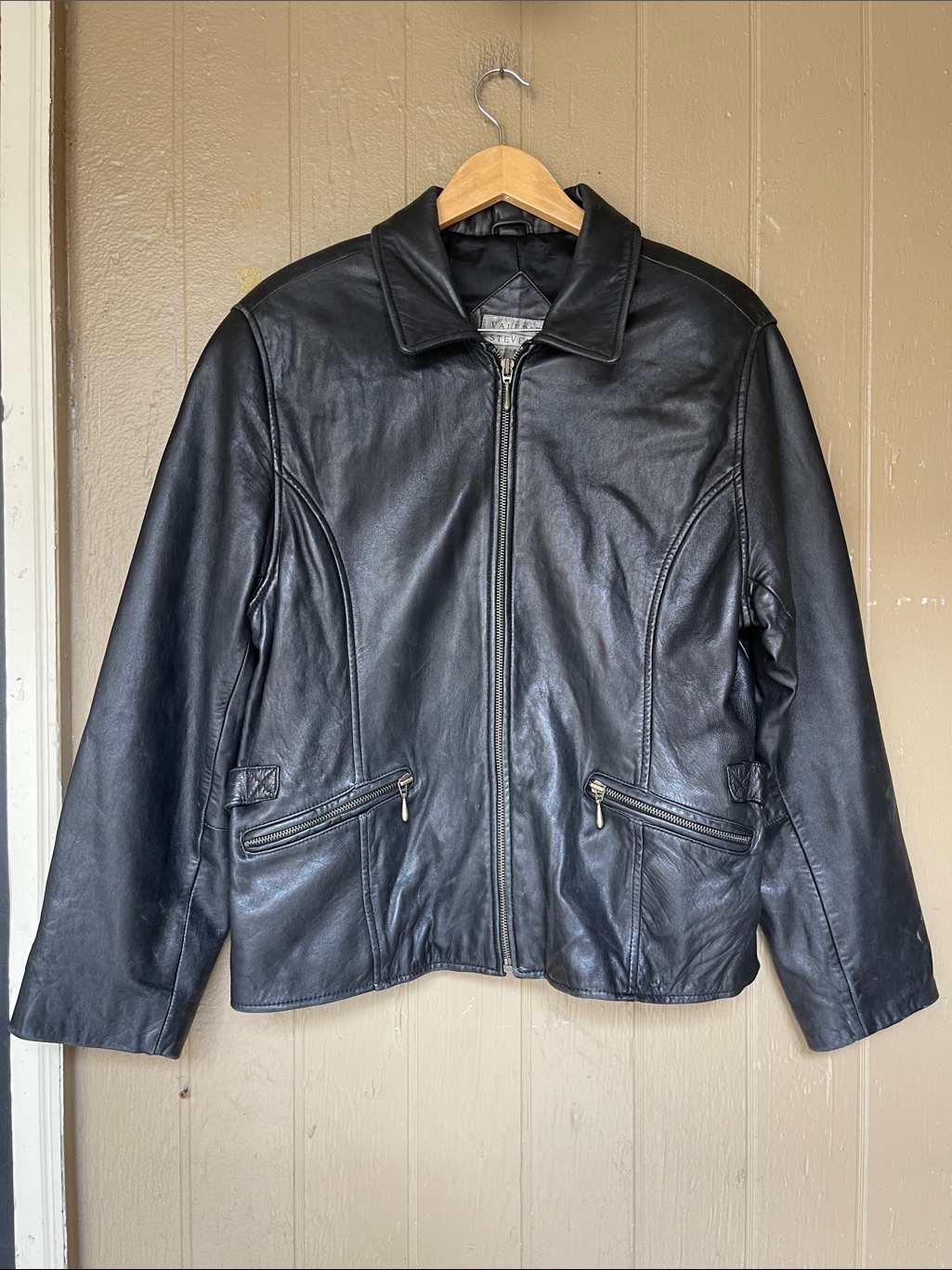 Valerie Steven’s Vintage Lamb Leather Zip-Front Women's Jacket Size M